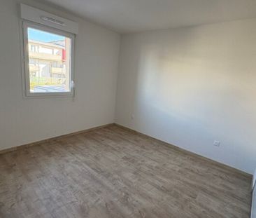 Location Appartement 2 pièces 39m² LABARTHE SUR LEZE 31860 - Photo 2