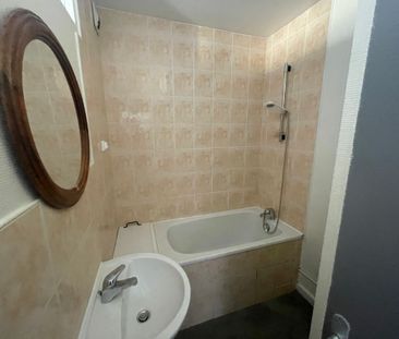 Location - Appartement T2 - 40 m² - Pont-de-Roide-Vermondans - Photo 6