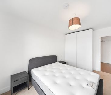 1 Bed Flat, Hewson Way, SE17 - Photo 6