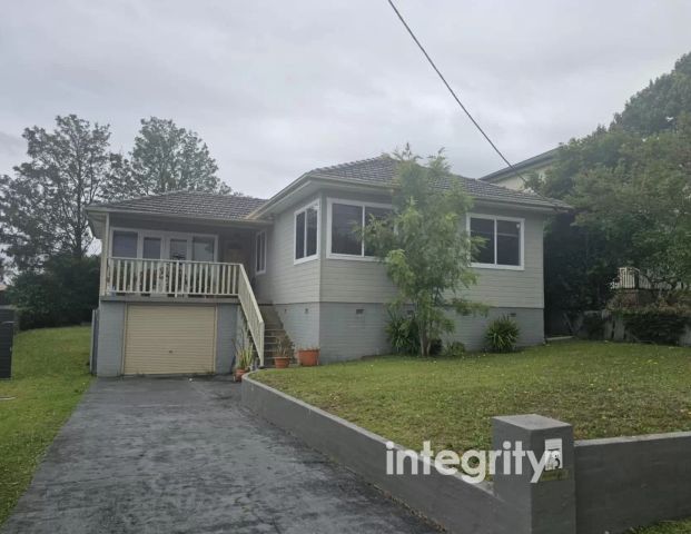 Full of Charm - Photo 1