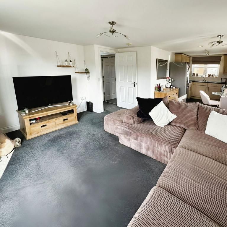 2 bedroom terraced house to rent - Photo 1