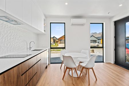 Modern unit in Hanley's Farm - Photo 5