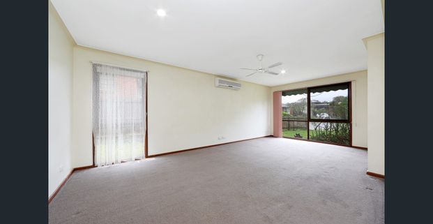 Perfect Family Home! - Photo 1