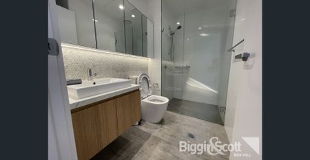 Luxury One-bedroom Apartment at Whitehorse Tower - Photo 5