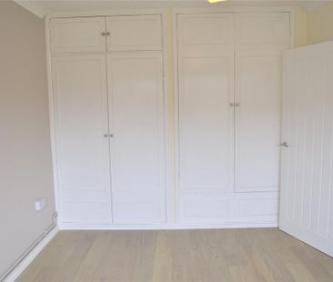 2 bedroom maisonette to rent - Photo 3