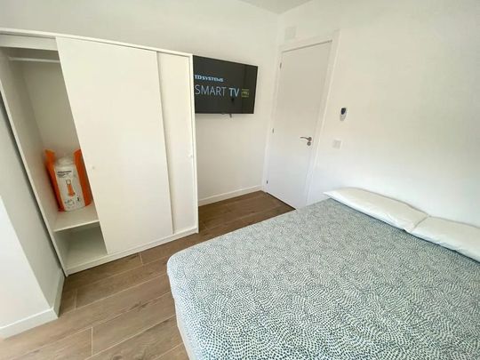 Calle de Orio, Madrid, Community of Madrid 28041 - Photo 1