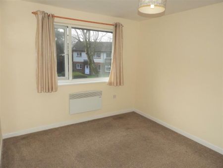 2 Bedroom Flat to Rent in Penwortham - Photo 2