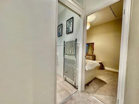 2 bedroom terraced house to rent - Photo 3