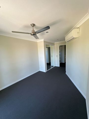 Modern Townhouse in Quiet Cul-De Sac - Photo 5