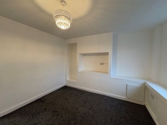 High Street, Sutton-in-Ashfield, NG17 - Photo 1