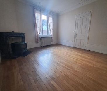 BEL APPARTEMENT TYPE HAUSSMANIEN COEUR DE VILLE - Photo 3