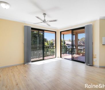 Spacious 2 Bedroom unit with North, East and South Views - Photo 2