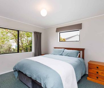 Feilding - Four Bedroom - Photo 2