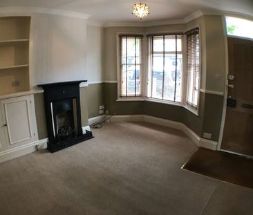 3 Bed Terraced House, Cromwell Road, RG4 - Photo 6