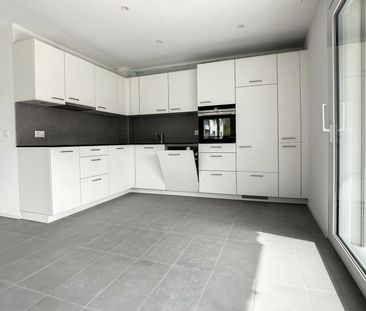 Charmant appartement de 3.5 pièces avec balcon au 1er étage - Photo 2