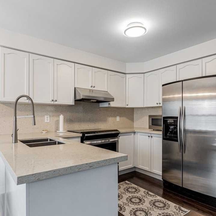 For Lease - 85 Grosbeak Crescent, Toronto, Ontario - Photo 1