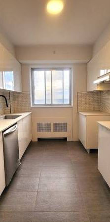 ** Because You Deserve Renovated 1400sqf 2bed w Best View, CDN,UdeM ** - Photo 1