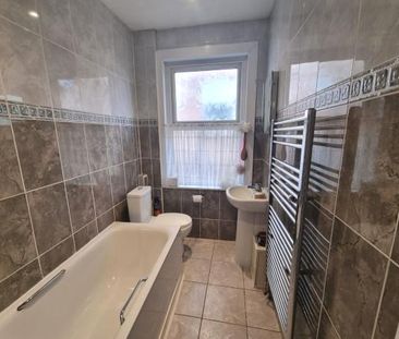 1 bedroom in a house share to rent - Photo 6