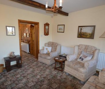 Long Lane, Over Peover - Photo 4