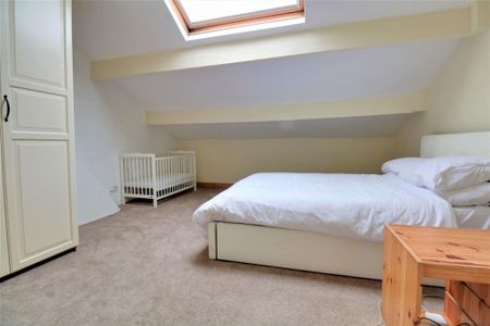 3 bedroom end of terrace house to rent - Photo 5