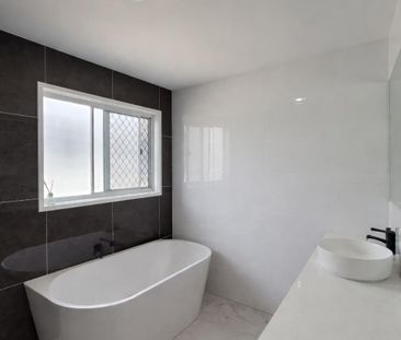 Parkside Living with Premium Comfort in a Quiet Richlands Pocket - Photo 6