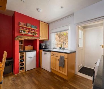 2 bedroom cottage to rent - Photo 1