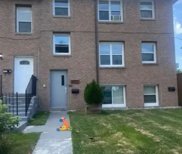 2 - 4685 FIRST AVENUE | 2 - 4685 FIRST AVENUE, Niagara Falls - Photo 1