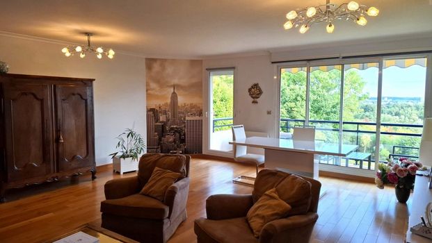 À LOUER : APPARTEMENT TYPE 3 AVEC VUE PANORAMIQUE ET GARAGE • Réf. GI-JB-G0708 - Photo 1