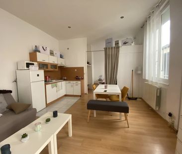 Location Appartement 2 pièces 35m² GRENOBLE 38000 - Photo 5