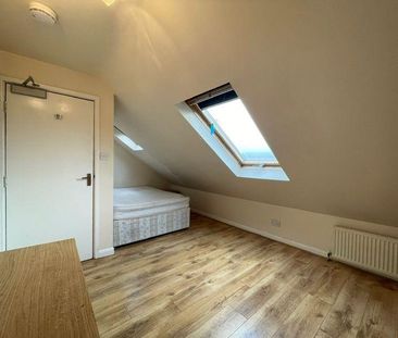 6 bedroom terraced house to rent - Photo 5