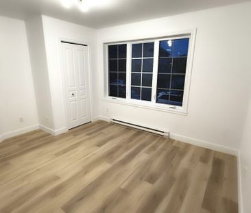 Appartement à louer - Laval (Chomedey) (Autres) - Photo 2