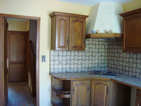 Location Maison 5 pièces 95m² - Photo 2