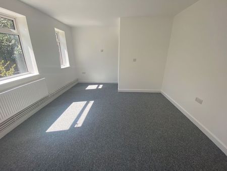 Bradshaw Road, Chichester - Photo 3