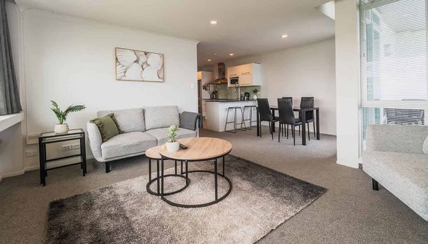 Fully Furnished 2BR Apt in Hamilton Central - Photo 1