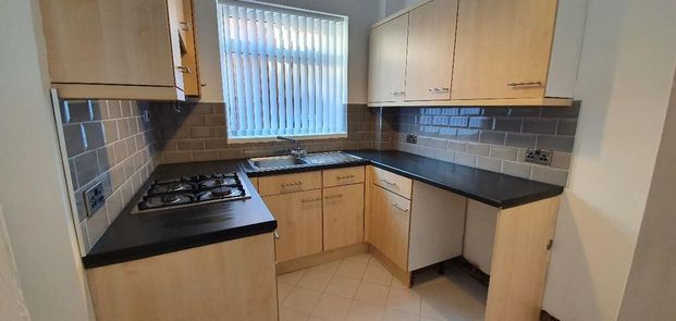 2 bedroom terraced house to rent - Photo 1