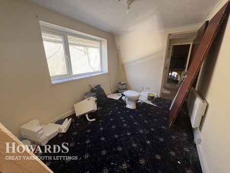 1 bedroom flat to rent - Photo 2