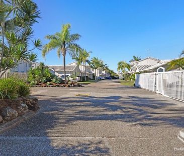 Conveniently Located Townhouse in Sought-After Mermaid Waters Listing - Photo 6