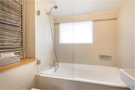3 Bed Terraced House, Stanhope Mews East, SW7 - Photo 2