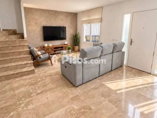 Chalet en alquiler en Torremolinos - Photo 1