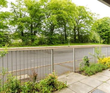 9 Woodbrook Green, Lisburn, BT28 2ZJ - Photo 5