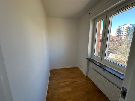 Svärdsliljegatan 1B -1rok (lgh 301) - Foto 3