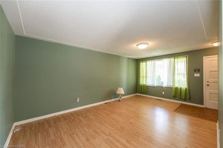 For Lease - 105 Kipling Avenue, London East, Ontario - Photo 3