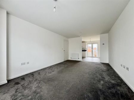 Foxglove Avenue, Bexhill-On-Sea, TN40 2GA - Photo 2