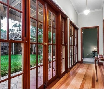4 Bedroom Californian Bungalow Home Spacious Family Home in the McK... - Photo 1