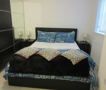 3 bedroom semi-detached house to rent - Photo 3