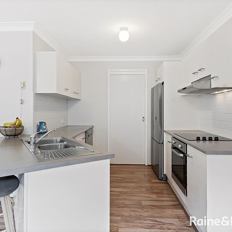 2/47 Greenvale Rd, Green Point, NSW 2251 - Photo 1