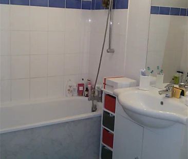 Location appartement 3 pièces - 63.95m² à Chateauroux (36000) - Photo 3
