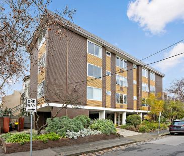 Unit 2/23 Acland Street, - Photo 4