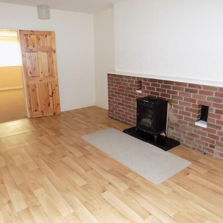1 bedroom semi-detached house to rent - Photo 1