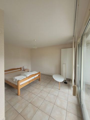 Location Appartement 1 pièce 32m² JACOB BELLECOMBETTE 73000 - Photo 2